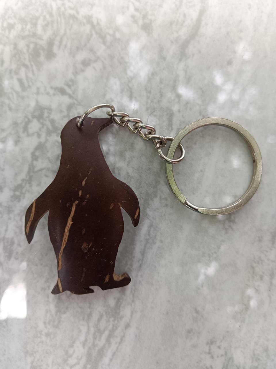 Penguin shaped keychain - Image 2